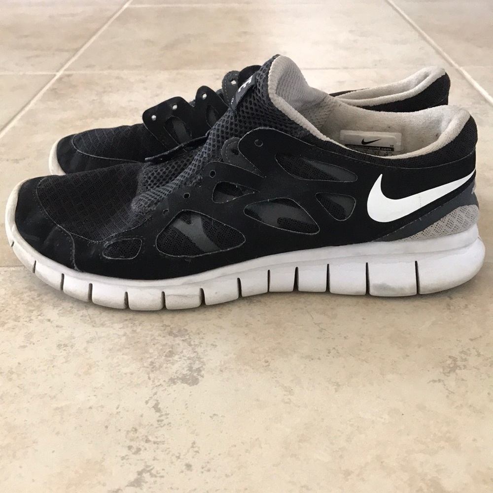 NIKE Free Run 2